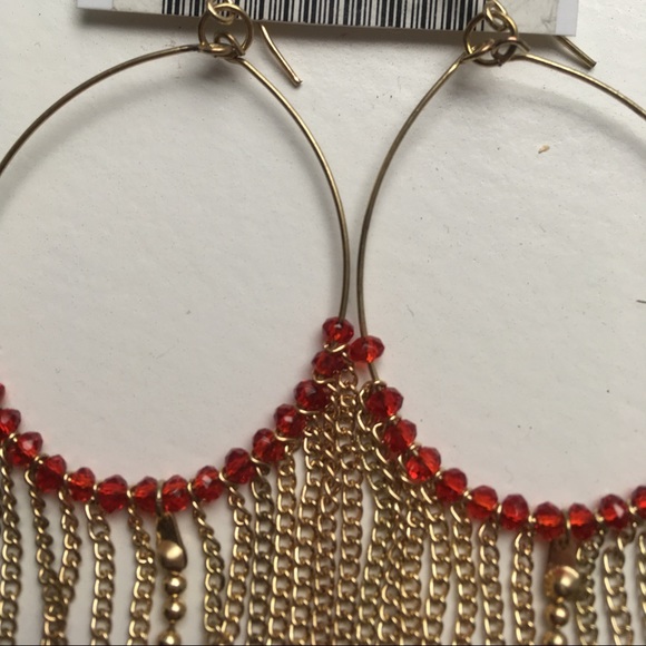 red chain earrings - Picture 2 of 2